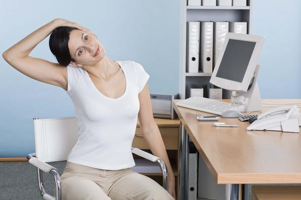 LÀM SAO ĐỂ HẾT ĐAU CỔ - “KHỐN KHỔ” VÌ CĂN BỆNH 90% NGƯỜI MẮC PHẢI!