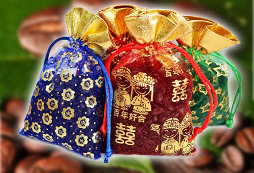 Túi khử mùi ô tô: Tiềm ẩn nguy cơ ung thư