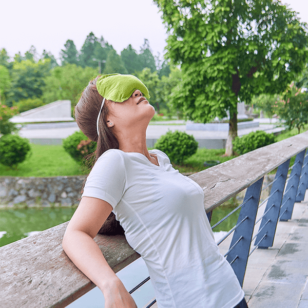 Quà tặng khuyến mãi độc đáo, mới lạ dành cho doanh nghiệp bằng Túi chườm mắt thảo dược Hapaku